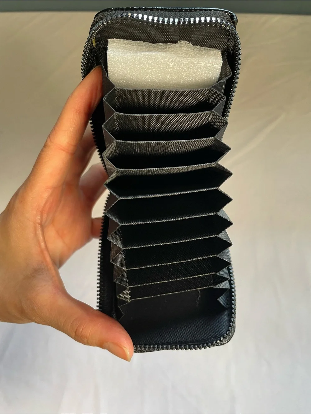 Faux Pebbled Leather Zippered Card Wallet 13 Compartments Clear ID Display GREY